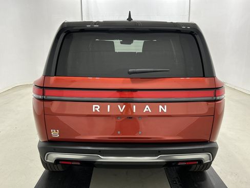 Used 2022 Rivian R1S Launch Edition AWD/4WD image 4