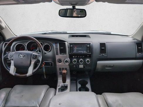 Used 2014 Toyota Sequoia Platinum AWD/4WD image 21