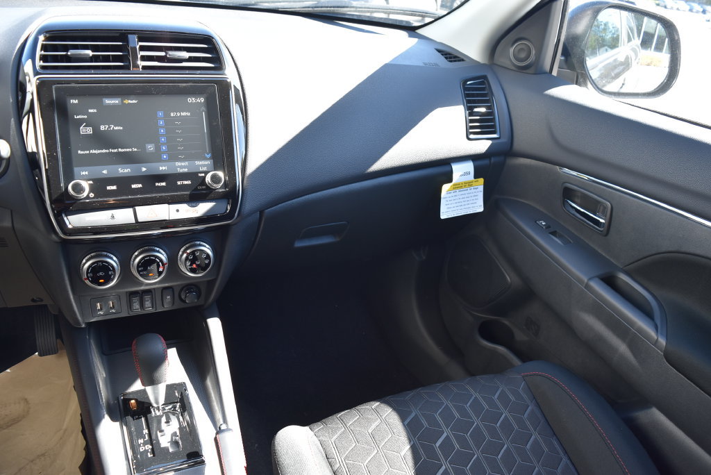 New 2027 Mitsubishi Outlander Sport LE AWD/4WD image 6