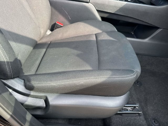 Used 2023 Nissan Rogue S FWD image 17