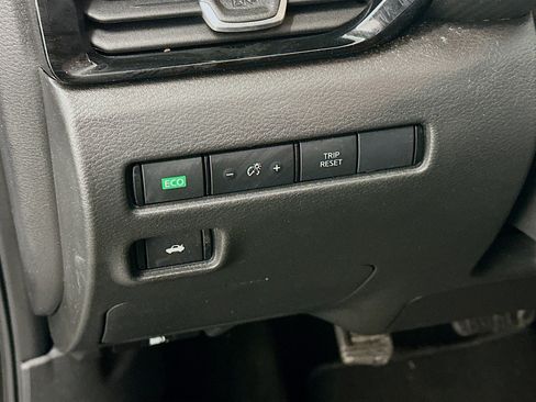 Used 2023 Nissan Sentra SV image 17