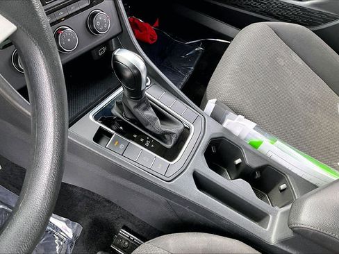 Used 2019 Volkswagen Jetta S image 13