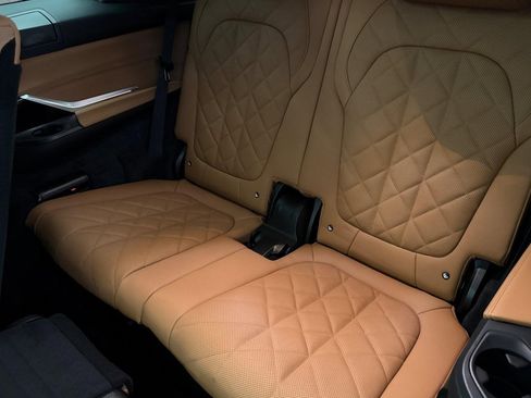 New 2026 BMW X7 xDrive40i w/ M Sport Package image 28