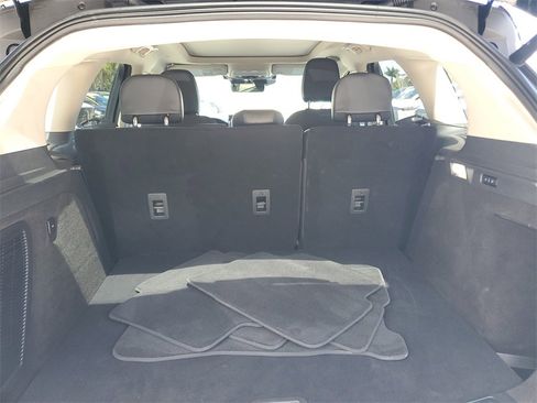 Certified 2024 Lincoln Corsair Reserve w/ Equipment Group 201A image 6