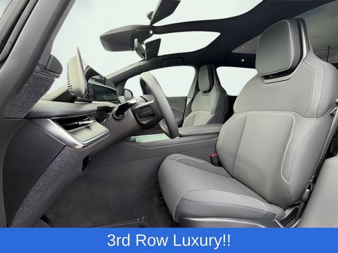 Used 2026 Lucid Gravity Grand Touring AWD/4WD image 16