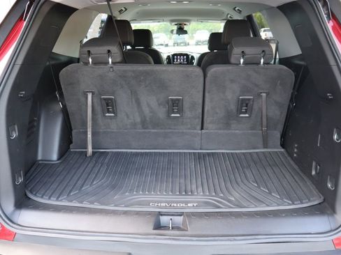 Used 2020 Chevrolet Traverse LT FWD image 24