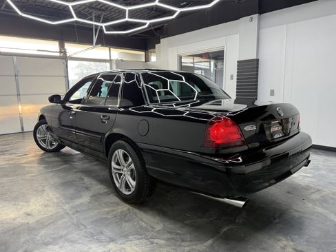 Used 2003 Mercury Marauder RWD image 3