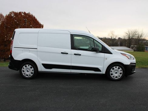 Used 2019 Ford Transit Connect XL image 2