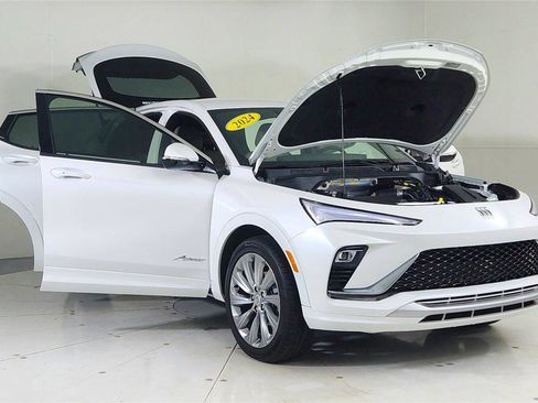 Used 2024 Buick Envista Avenir image 9