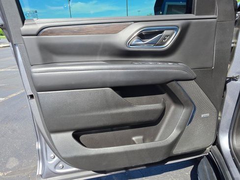 Used 2022 Chevrolet Tahoe LT AWD/4WD image 34