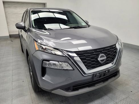 Used 2022 Nissan Rogue SV FWD image 14
