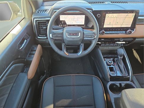 New 2026 GMC Canyon AT4 AWD/4WD image 11