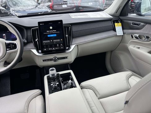 New 2026 Volvo XC90 B6 Ultra w/ Protection Package Premier image 31