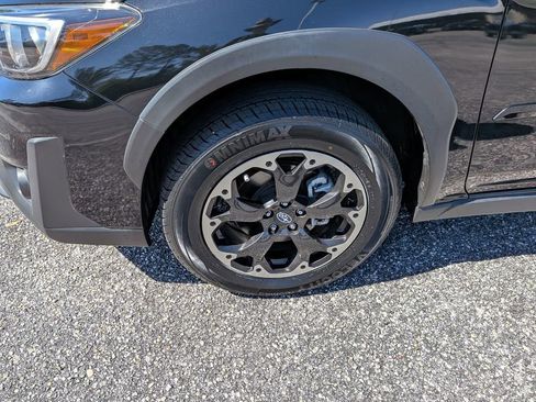 Used 2023 Subaru Crosstrek 2.0i Premium image 13