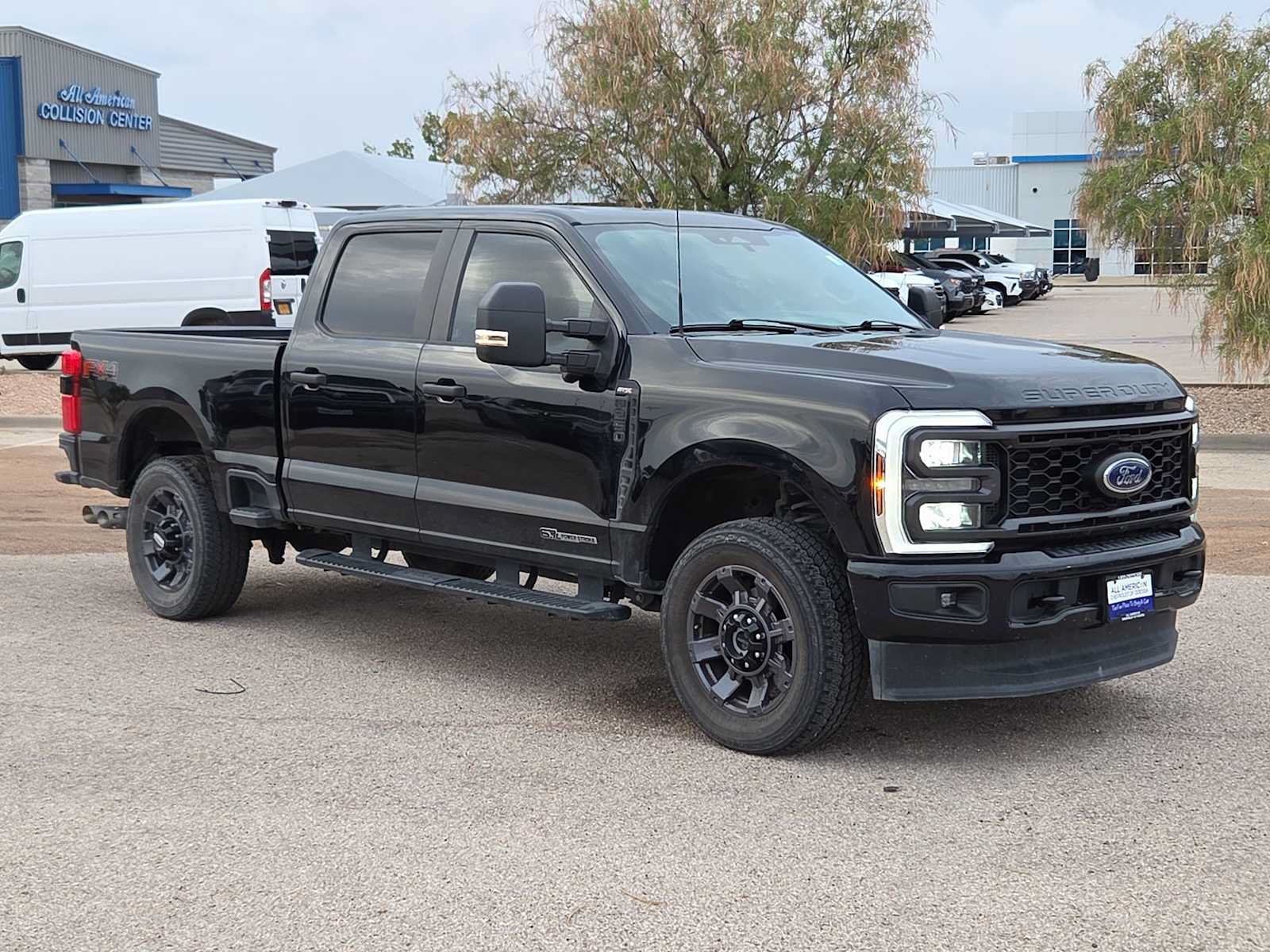Used 2024 Ford F250 XL w/ STX Appearance Package AWD/4WD image 2