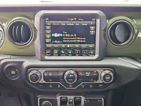 Used 2021 Jeep Wrangler Unlimited Sport AWD/4WD image 19