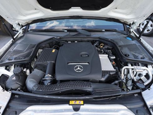 Used 2018 Mercedes-Benz C 300 Sedan image 19
