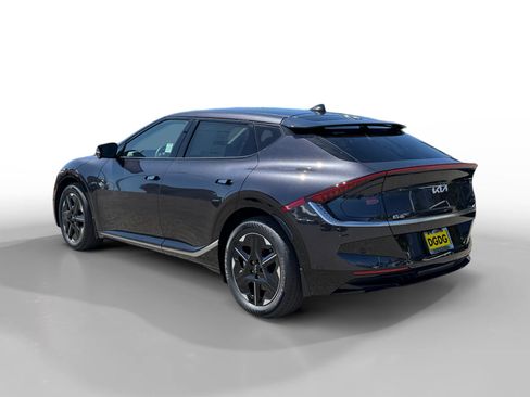 New 2026 Kia EV6 Wind RWD image 3