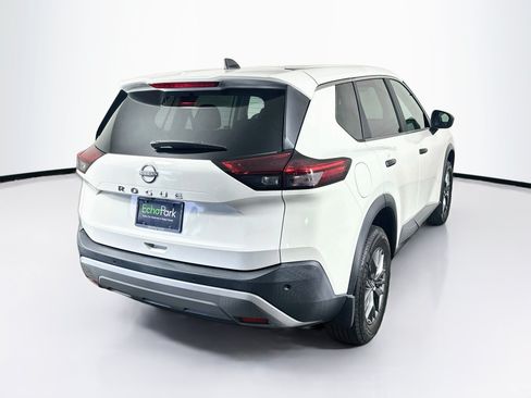 Used 2023 Nissan Rogue S FWD image 9