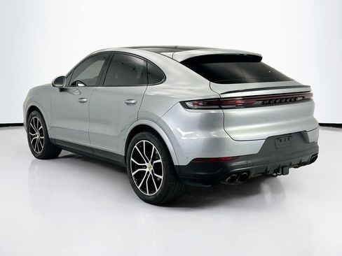 Used 2024 Porsche Cayenne Coupe AWD/4WD image 7