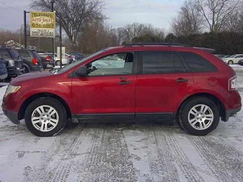 Used 2009 Ford Edge SE image 1