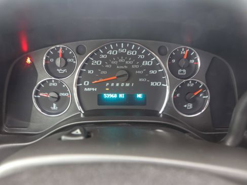 Used 2020 Chevrolet Express 3500 LT w/ LT Preferred Equipment Group image 19