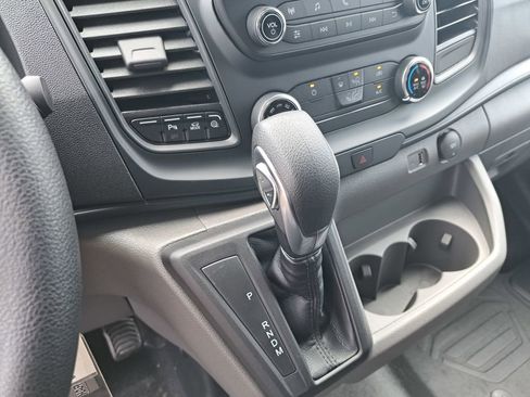 New 2026 Ford Transit 150 148 Medium Roof w/ Load Area Protection Package image 9