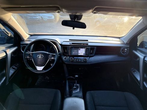 Used 2017 Toyota RAV4 XLE FWD image 27