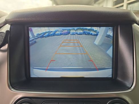Certified 2017 Chevrolet Suburban Premier AWD/4WD image 18