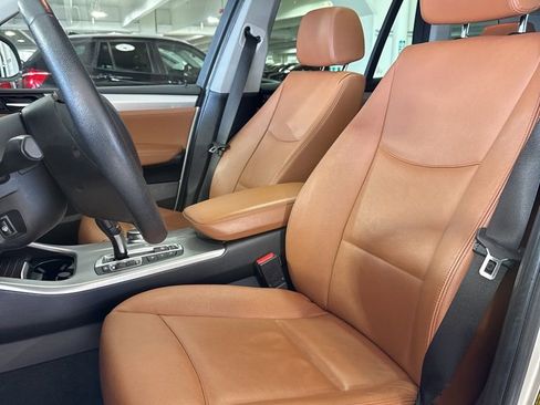 Used 2017 BMW X3 xDrive35i image 9