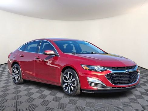 Used 2021 Chevrolet Malibu RS FWD image 1