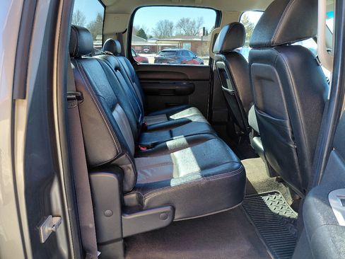 Used 2013 Chevrolet Silverado 1500 LS image 10