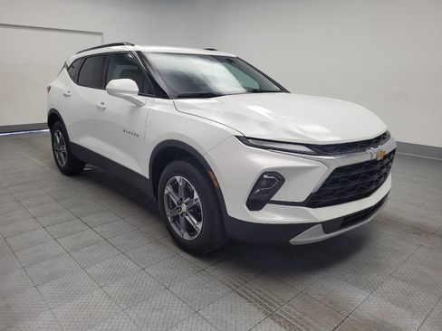 Used 2024 Chevrolet Blazer LT w/ Convenience Package FWD image 13