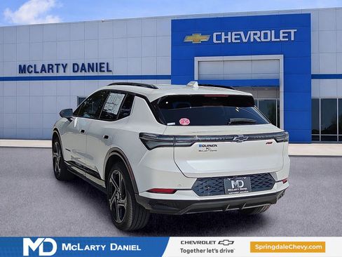 Used 2025 Chevrolet Equinox EV RS w/ Convenience Package II image 4