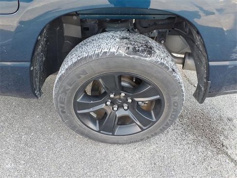 Certified 2022 RAM 1500 Big Horn image 9