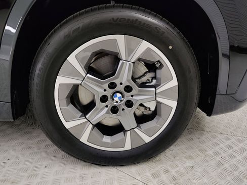 Used 2025 BMW X1 xDrive28i image 4