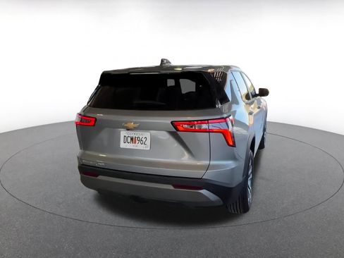 Used 2025 Chevrolet Equinox LT image 18