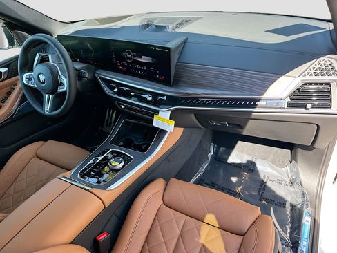 New 2026 BMW X5 M60i image 24