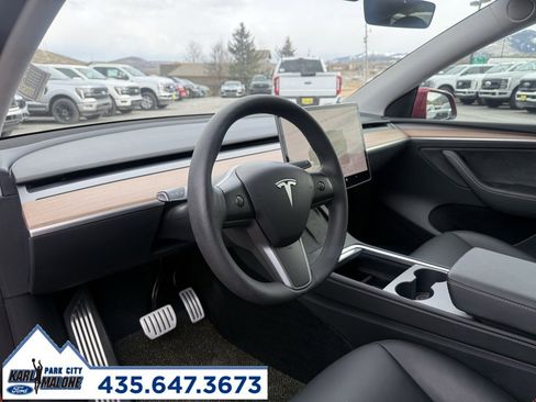Used 2023 Tesla Model Y Performance image 7