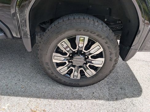 Used 2024 GMC Sierra 2500 Denali w/ Denali Reserve Package image 14