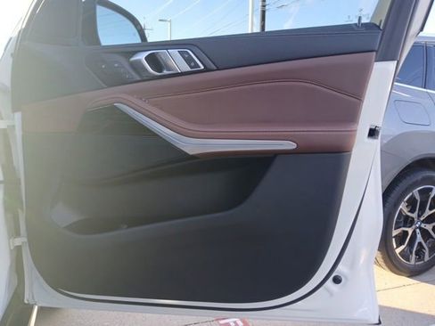 Certified 2023 BMW X5 xDrive45e w/ Luxury Seating Package image 19