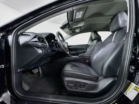 Certified 2024 Toyota Camry SE FWD image 19