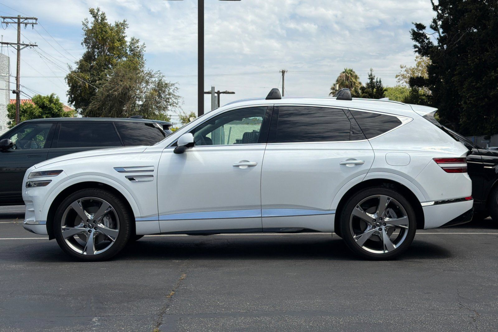 Used 2024 Genesis GV80 3.5T w/ Prestige Package AWD/4WD image 2