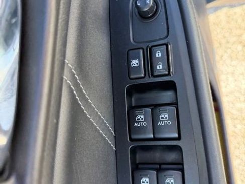 Used 2018 Subaru Outback 2.5i Limited image 18