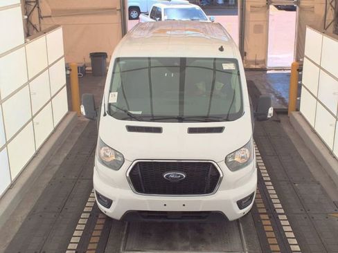 Used 2024 Ford Transit 350 XLT RWD image 4