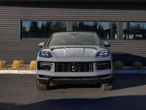 New 2026 Porsche Cayenne S AWD/4WD image 6
