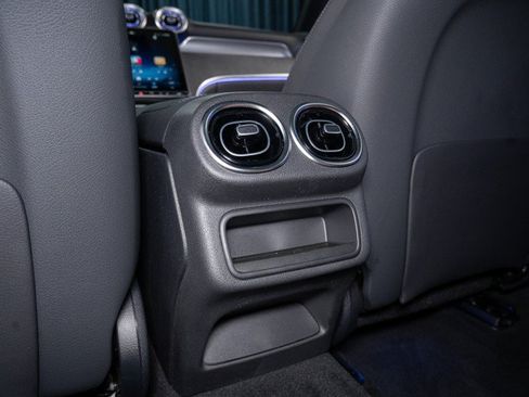 New 2026 Mercedes-Benz GLC 300 4MATIC image 23