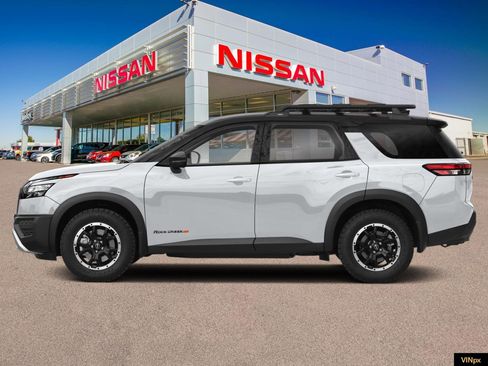 New 2025 Nissan Pathfinder Rock Creek image 3