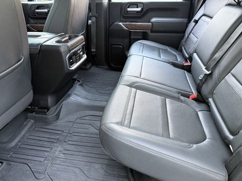 Used 2021 GMC Sierra 3500 Denali w/ Denali Ultimate Package image 17