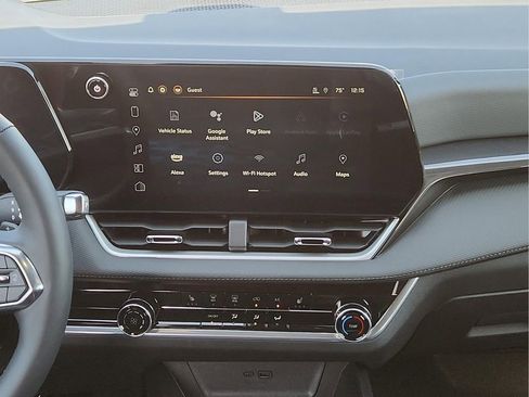 New 2025 Chevrolet Equinox LT image 12